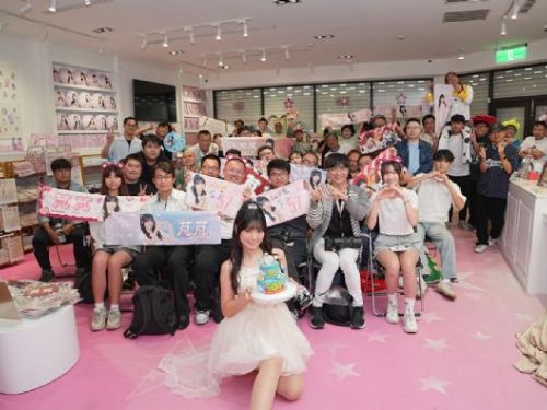 Wing Stars芃芃生日會驚喜連發，親剪影片吐心聲，開口獻唱展現滿滿誠意